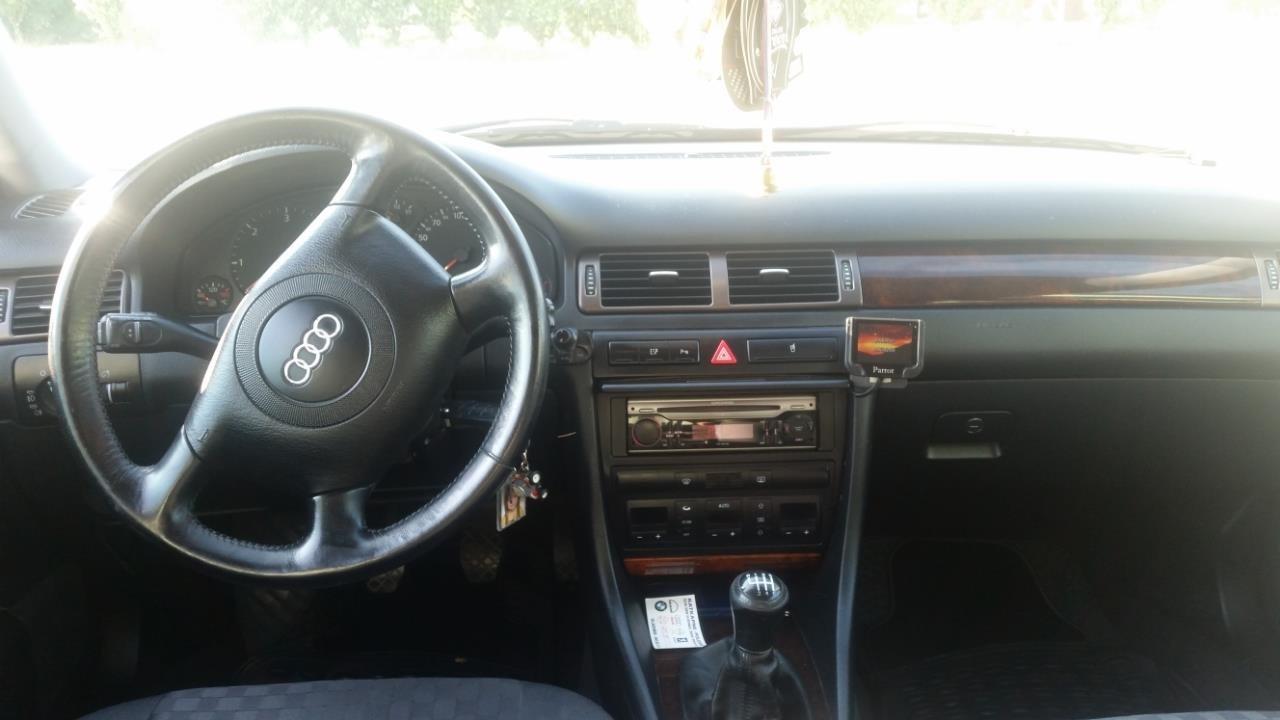 Audi-A6-2002