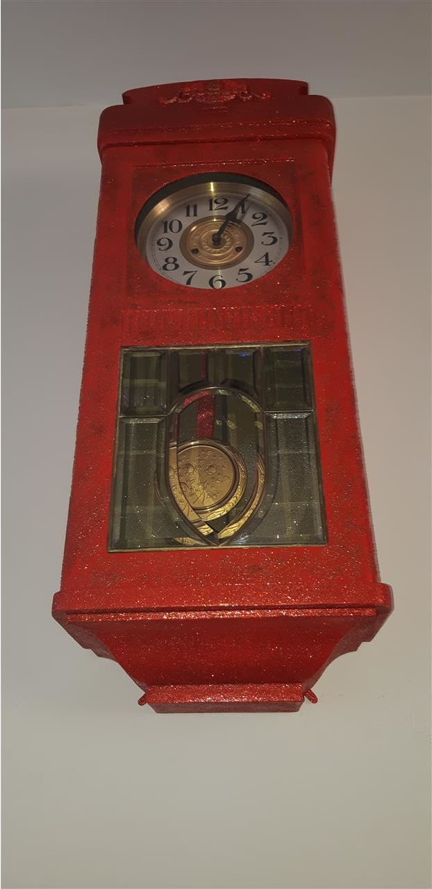 Zidni-sat-Gustav-Beker