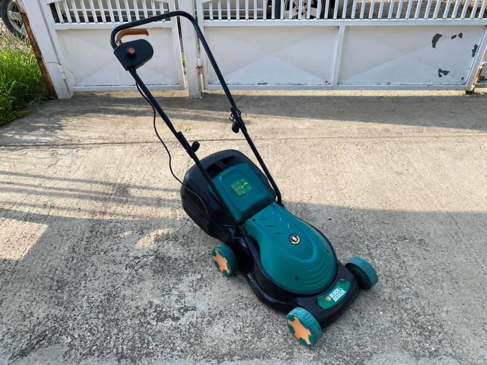 Black-Decker-Kosilica