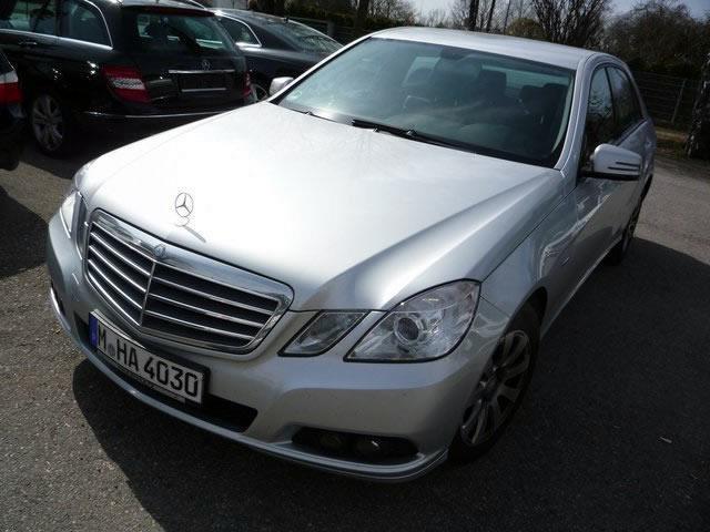 Mercedes-Benz-E-220-CDI-BlueEfficiency