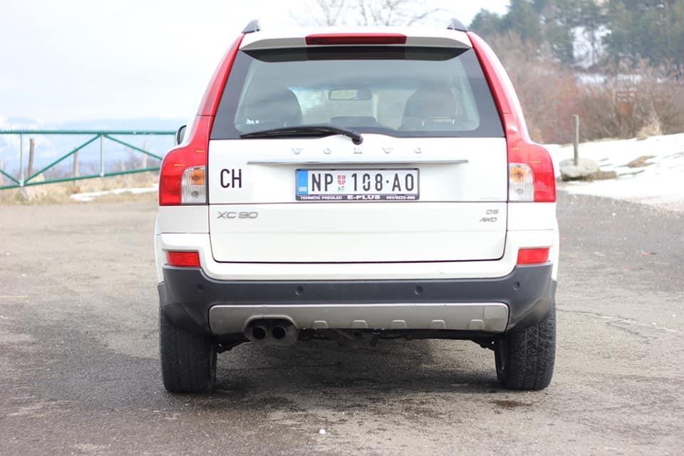 Volvo-XC90-2-4-2010god