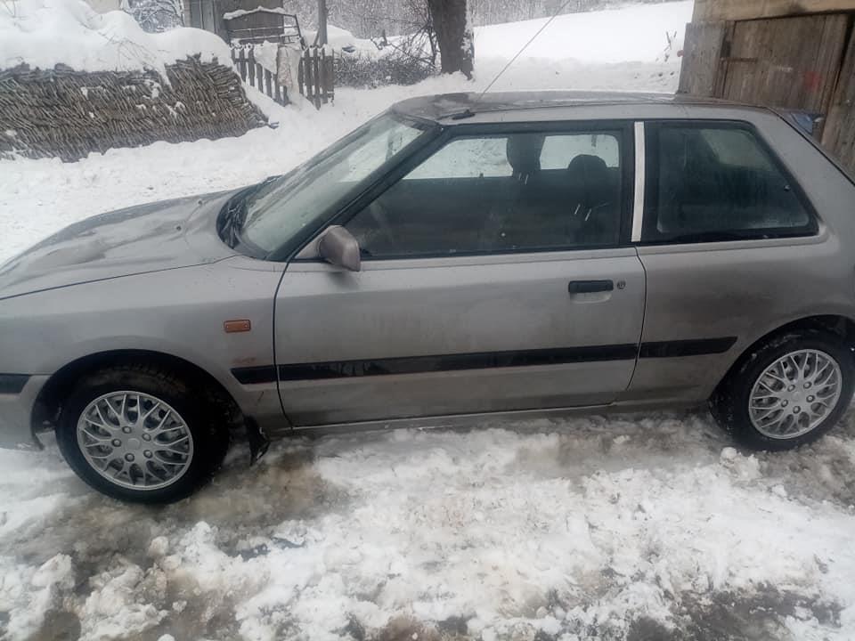 Mazda-323
