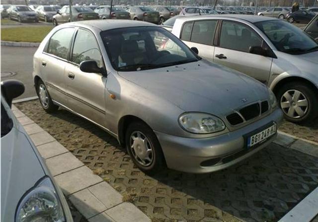 Daewoo-Lanos--00