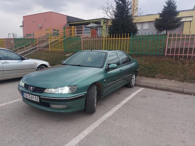 Pezo 406
