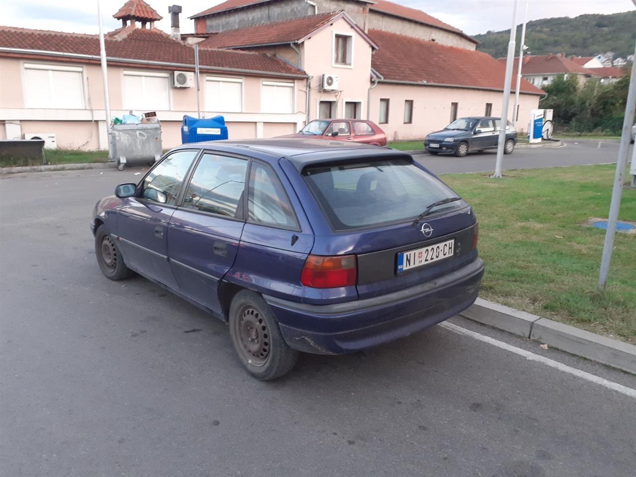 Prodajem