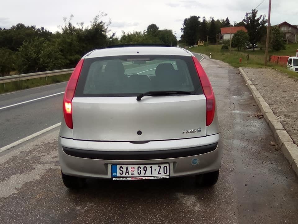 Fiat-Punto-1-2