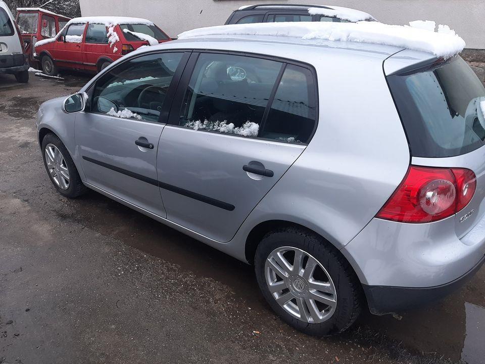 Golf-5-1-9tdi-105ks-------