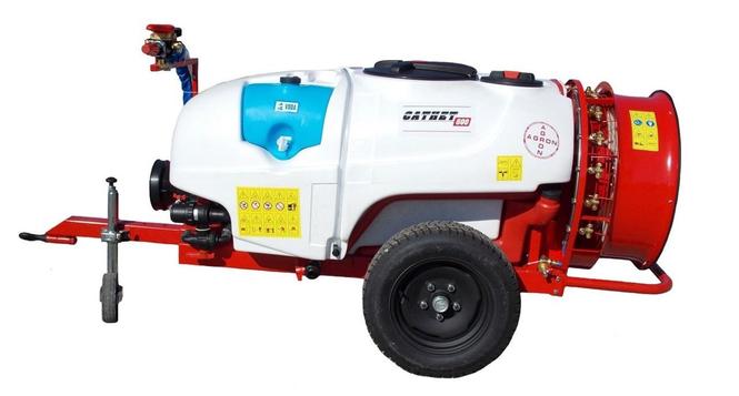 Vučeni atomizer za voće 700, 600 litara 
