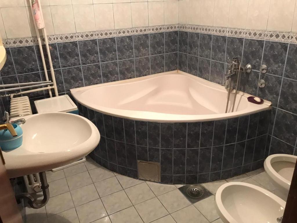Hostel-Intima