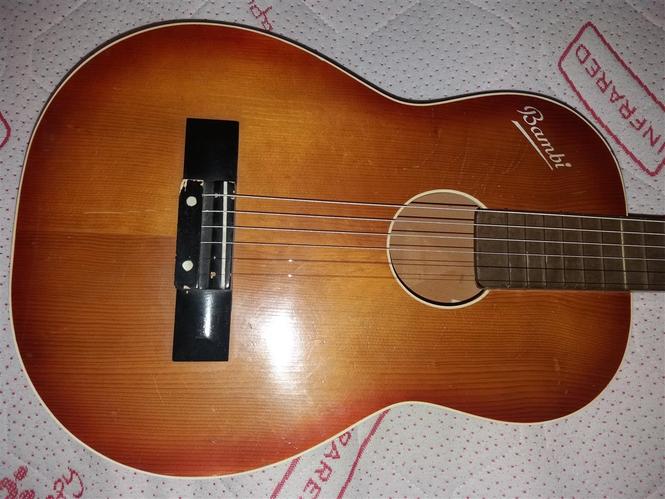 Gitara BAMBI