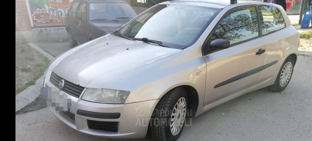 Fiat-stilo-DELOVI--