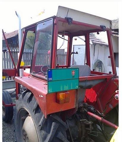Traktor-IMT-539