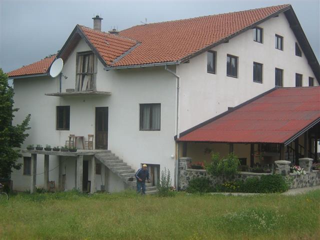 Objekt-sa-restoranom