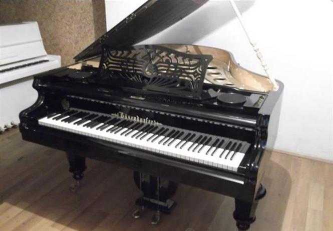 Bosendorfer klavir 