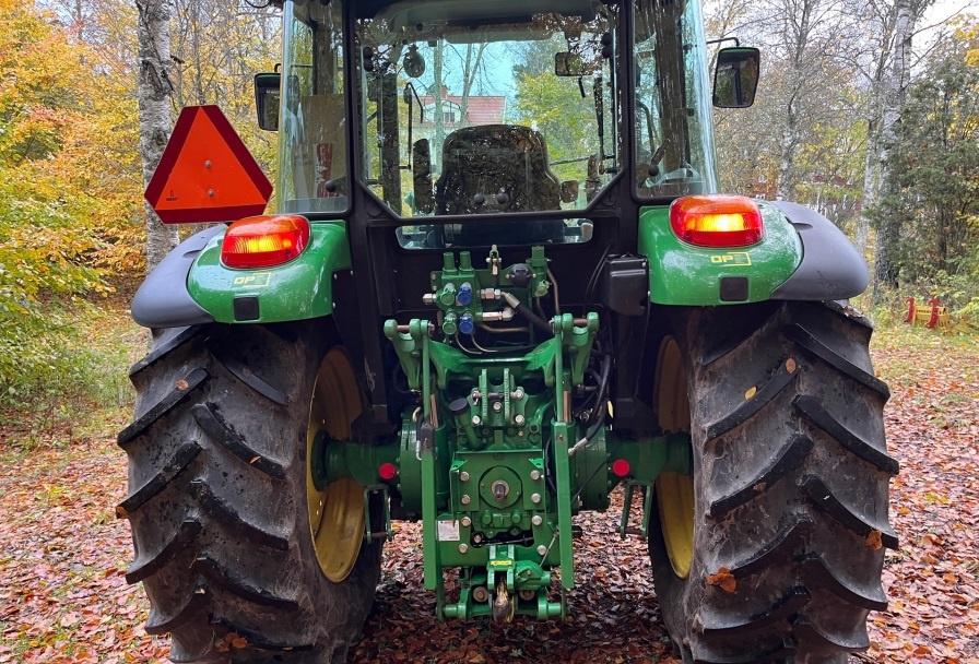 2014-John-Deere-5085M