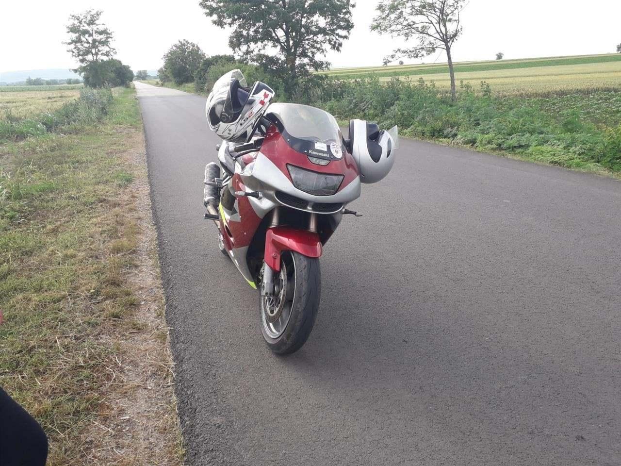 kawasaki-zx9