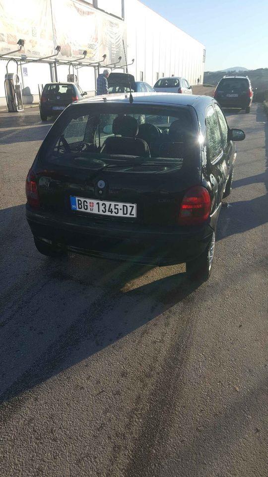 Corsa-B