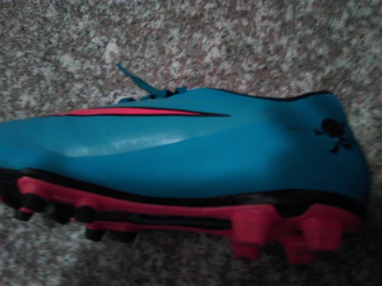 Nike-Hypervenom-Phade-FG-Broj-41