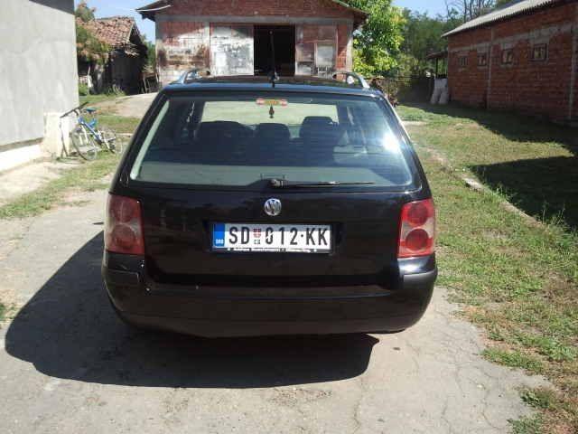 VW-PASSAT--04