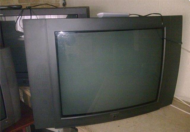 TV E72