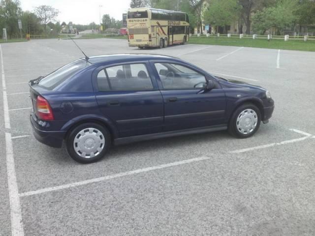 Opel Astra -99