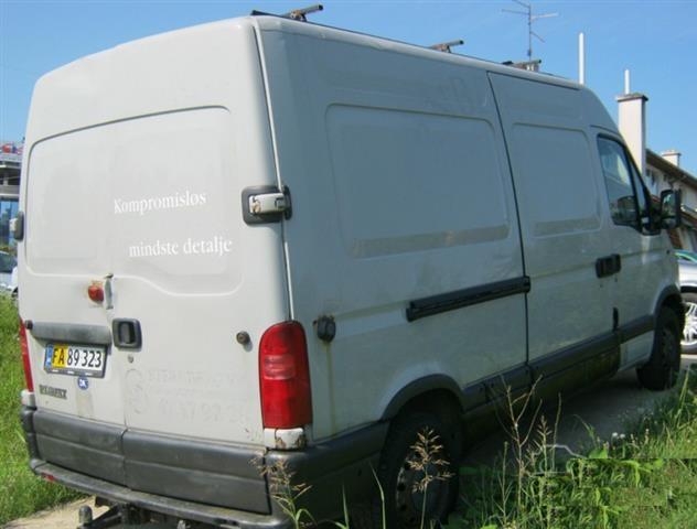 Renault Master 2.2 Dci -01