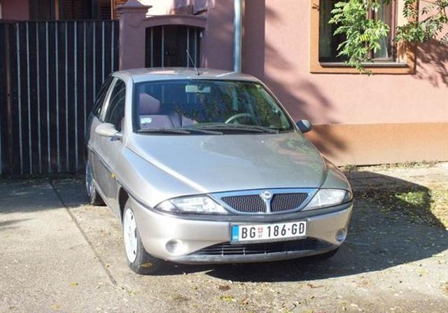 Lancia Ypsilon Y 1.2 LE -98