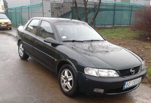 Opel-Vectra-CDX--98