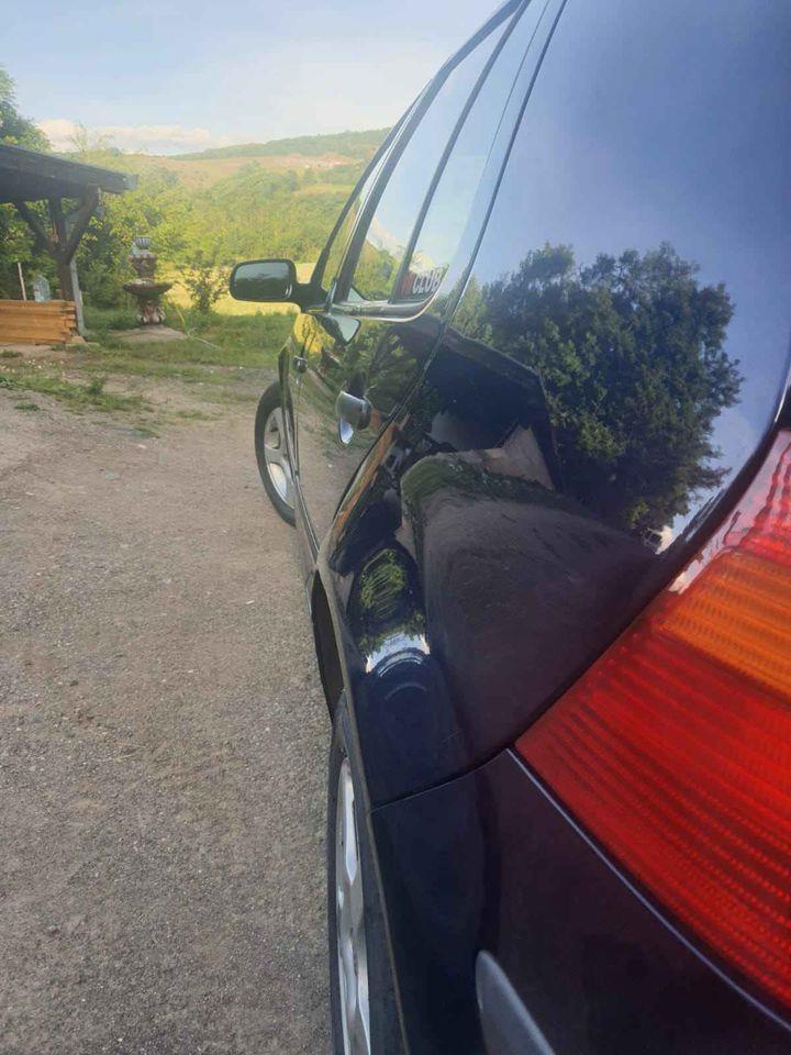 Golf-lV