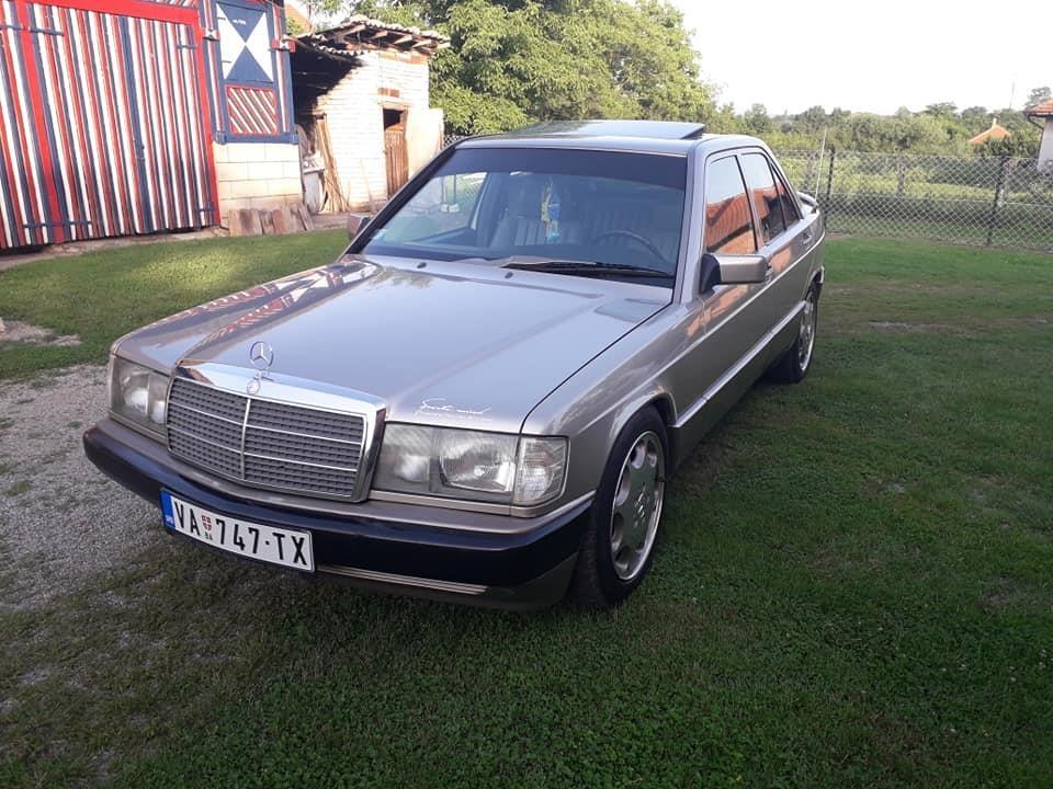 Mercedes-190E-2-0