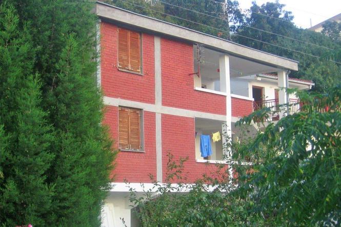 Vikendica - kuća u Sutomoru
