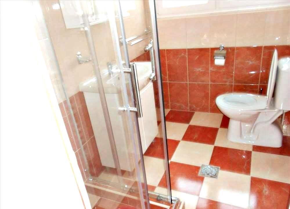 Vila-Jelena-Divcibare