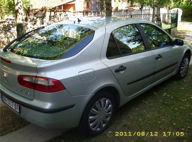 Renault Laguna 1.9DCi -01 