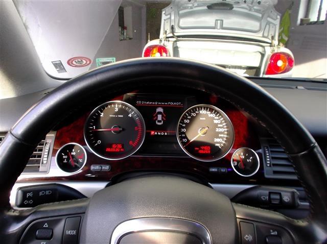 Audi-A8-4e--07-