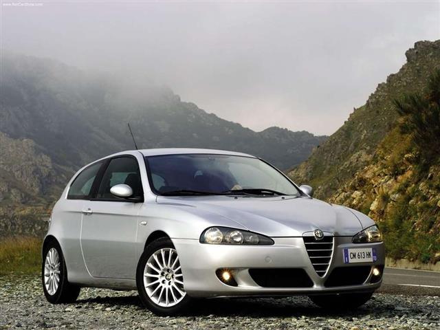 ALFA ROMEO 147  HOMO ZGLOB