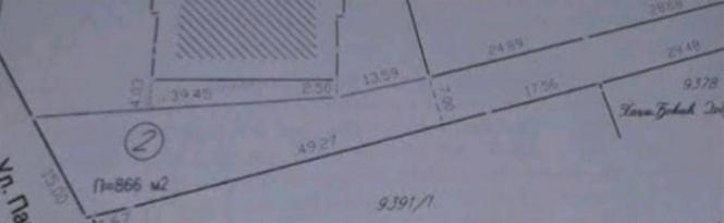 Plac 900m2