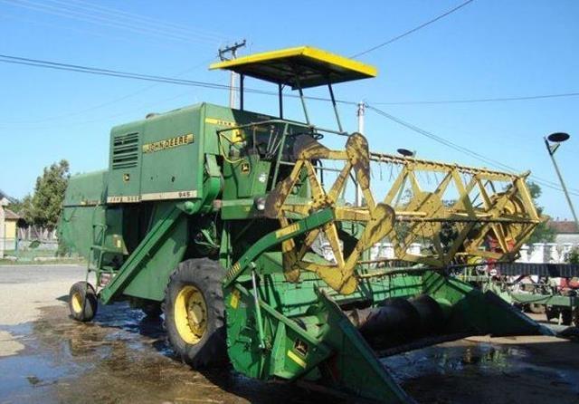 Kombajn John Deere 945