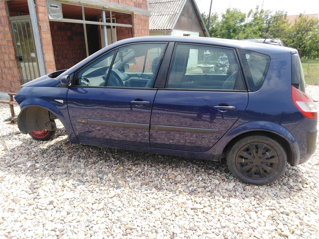 Renault-senic-2-