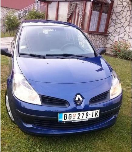 Renault Clio -06