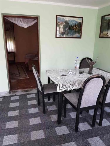 Kuca u Ivanovu