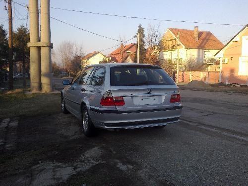 BMW-320-2-0-D--01