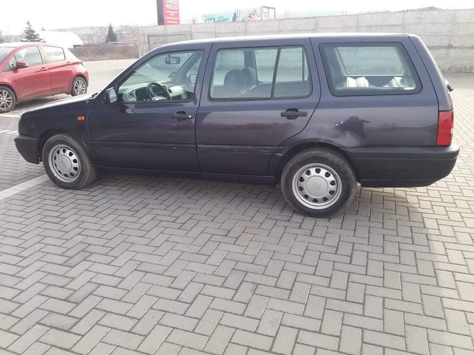 AUTO-U-EXTRA-STANJU-REGISTROVAN-JUCE