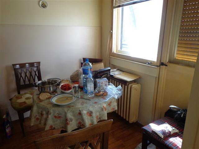 Dvoipo-soban stan 57m2, Borska Hitno