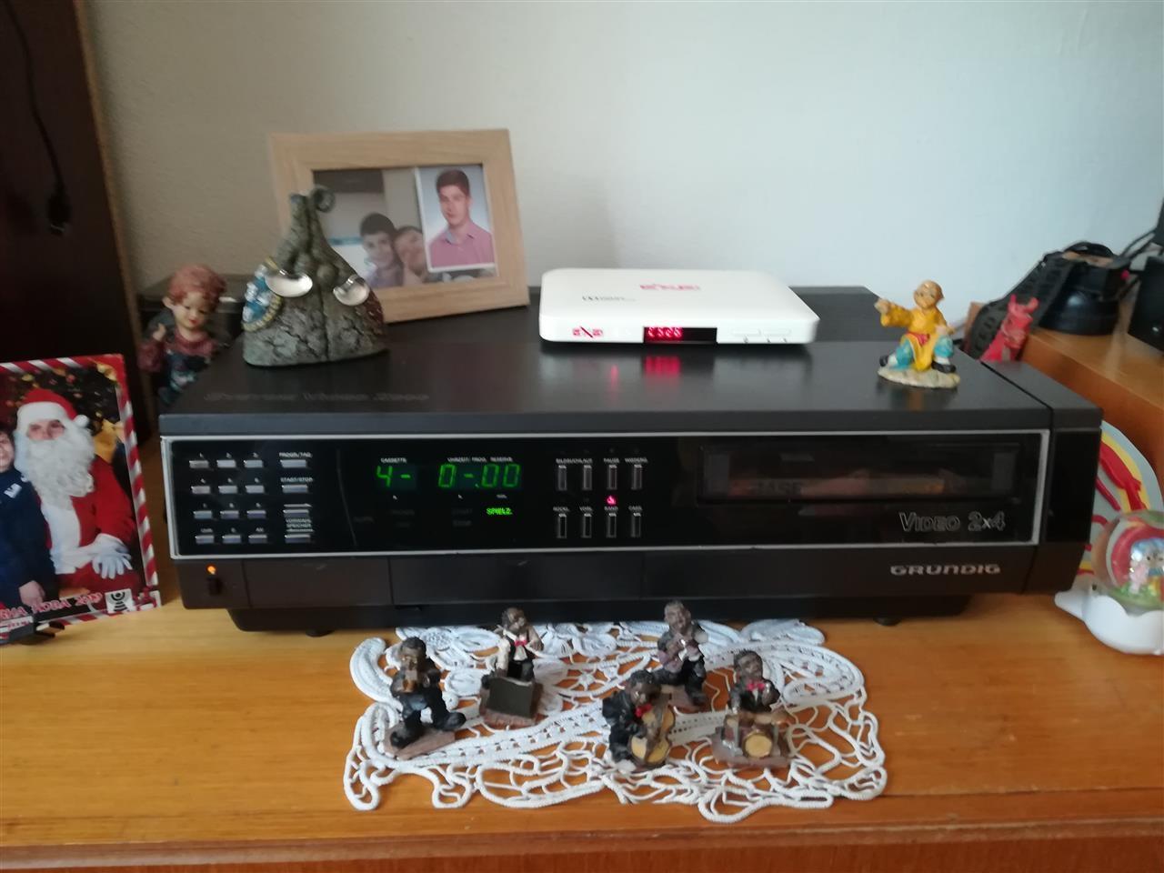 Grundig-2x4-super