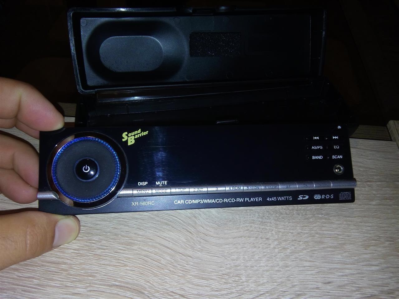 Auto-Pleer-mp3-cd-usb