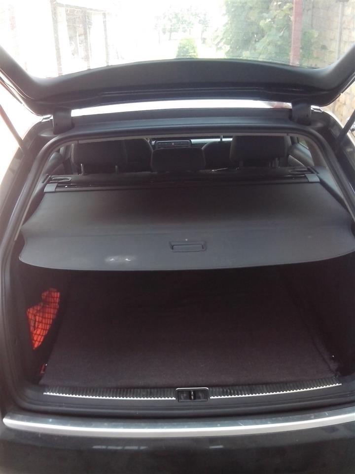 Audi-A4--04