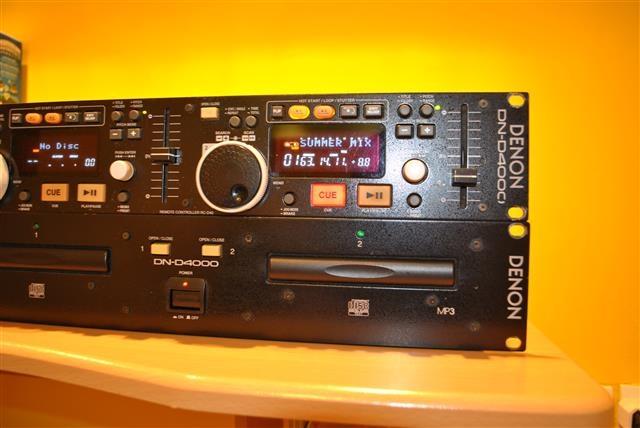 Denon-CD-Player-DN-D400-profesional