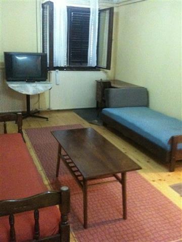 Garsonjera-40m2-za-dva-studenta