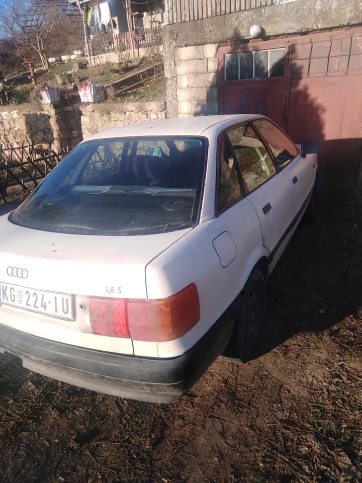 Audi-80