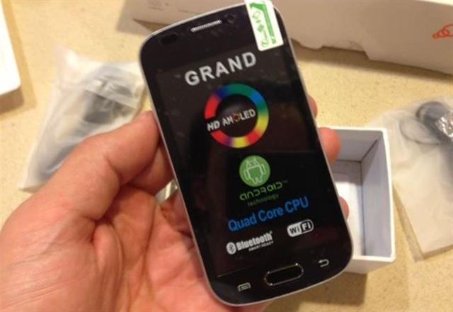 Android Grand I9082 4